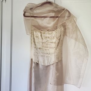 🥂 Champagne 🍾  Dave & Johnny Corset Formal Dress